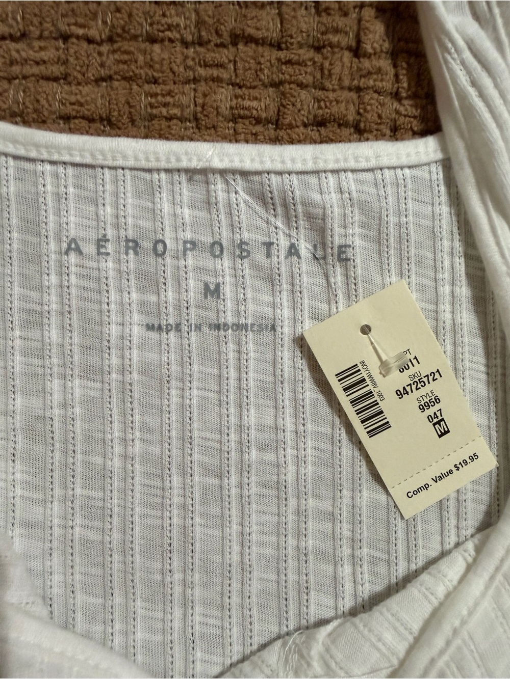 Aeropostale White Ribbed Tank Top - Women's/Medium - Picture 4 of 4
